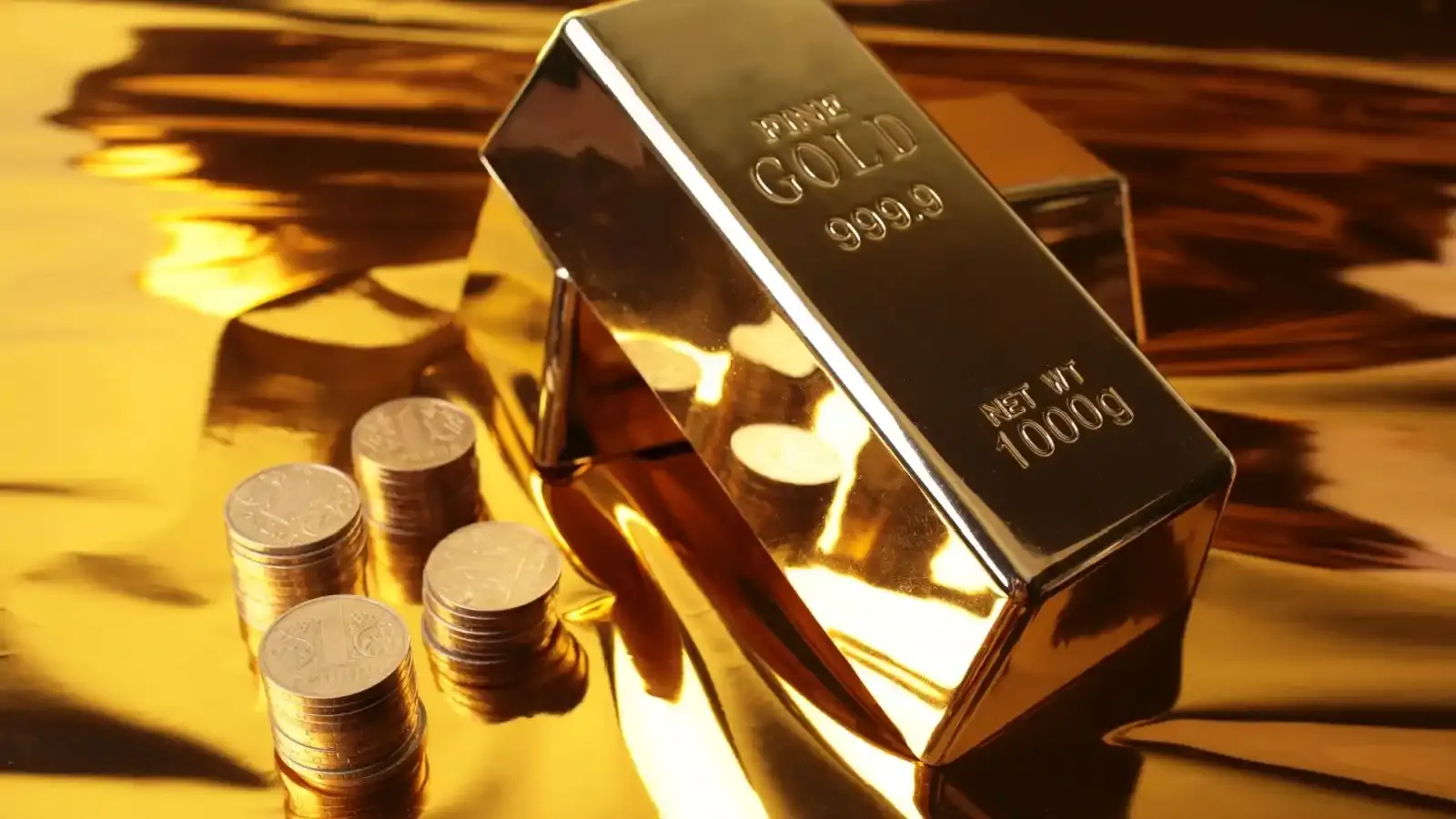 gold SIP and gold ETF - Gold SIP vs Gold ETF: Which Investment Strategy Wins?